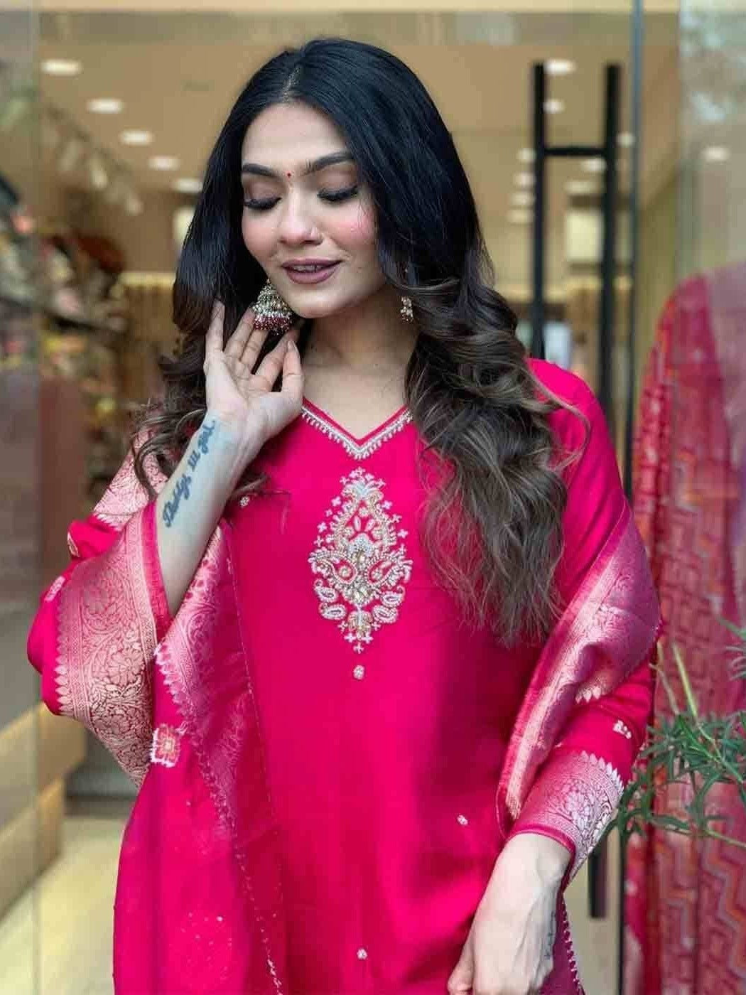 Elegant Chanchal Red Viscose Rayon Suit Set with Banarasi Dupatta – Festive & Party Wear