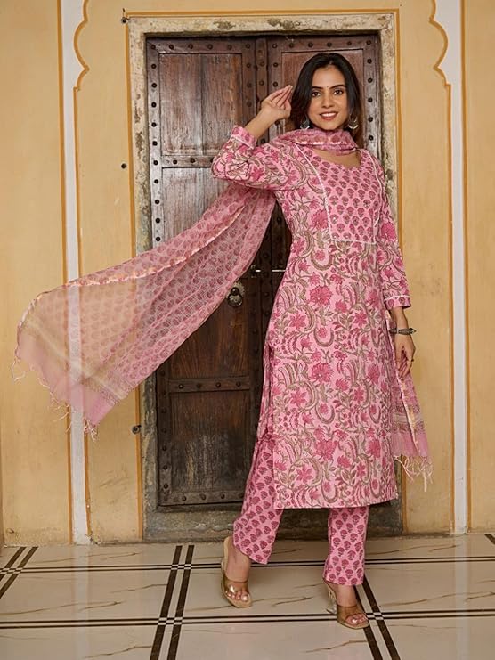 Light Pink Floral Cotton Suit Set with Dupatta – Elegant 3-Piece Ethnic Wear for Women