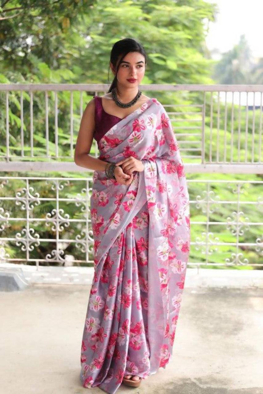 FlexFeb Elegant Lavender Floral Printed Soft Georgette Saree with Maroon Blouse – Casual & Festive Wear