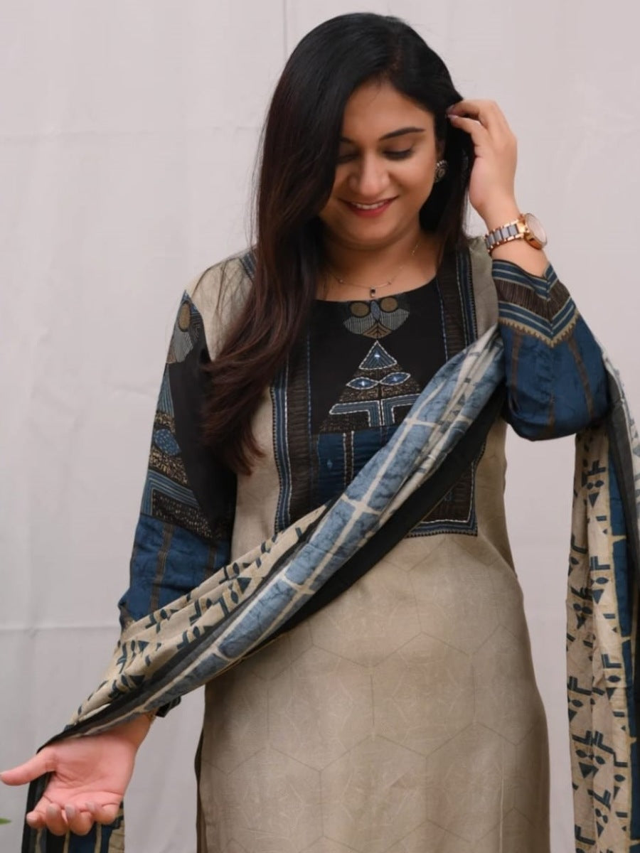 Elegant FlexFeb Lilen Cotton Coffee & Black 3-Piece Ethnic Suit Set with Printed Dupatta โ Comfortable & Classy Outfit for Daily and Semi-Formal Wear