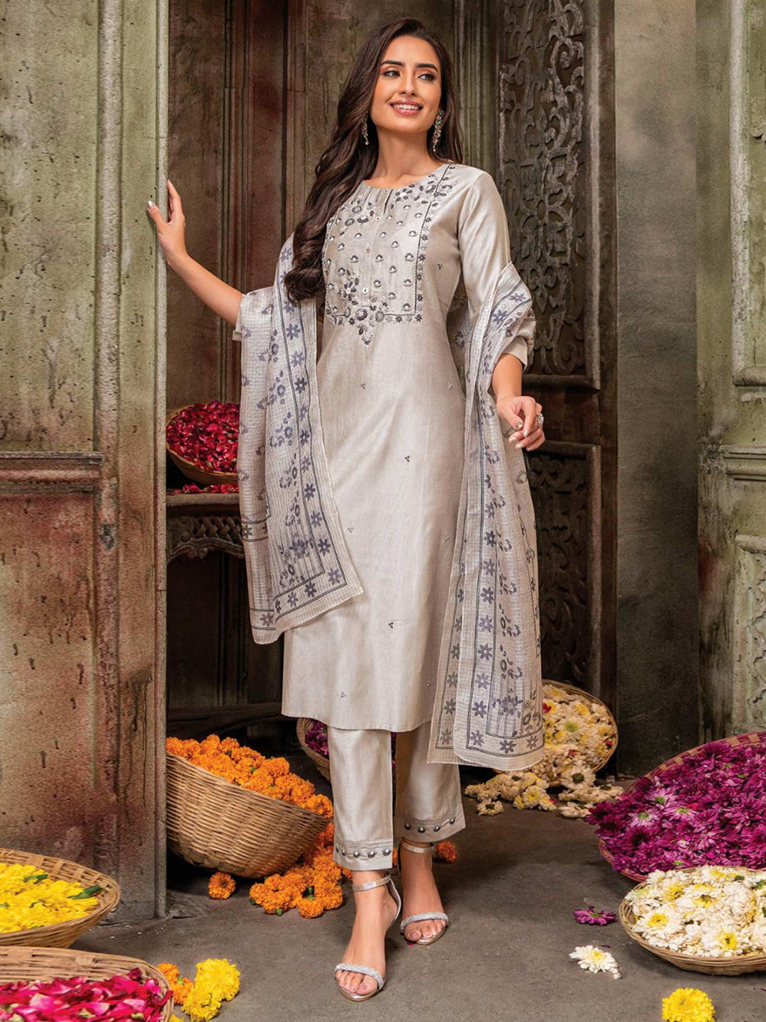 FlexFeb Ivory Mirror Embellished Stitched Dress Suit Set Top Bottom Dupatta