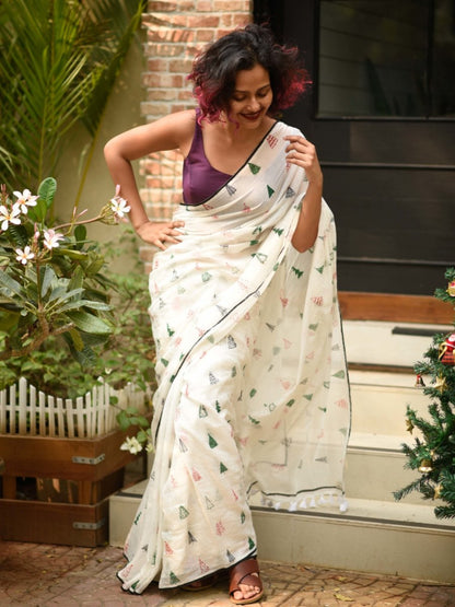 FlexFeb Elegant Blue Printed Linen Saree with Blouse Piece – Artistic Swirl Design | Soft & Lightweight Drape