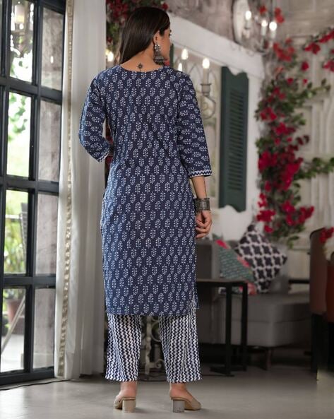 Dark Blue Cotton Printed Suit Set with White Line Design – 3-Piece Comfortable Ethnic Set for Women