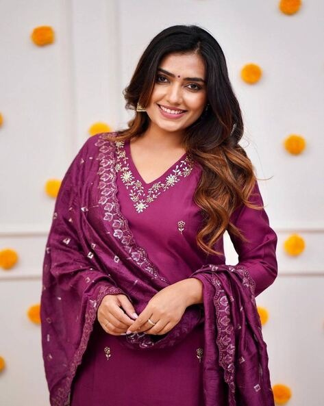 Elegance Viscose Dark Pink Embroidered 3-Piece Suit Set for Women – Elegant Festive & Occasion Wear