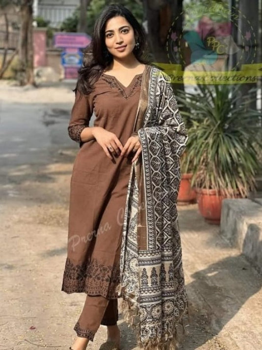 FlexFeb Elegant Coffee Brown 3-Piece Ethnic Suit Set for Women | Printed Dupatta & Embroidered Kurta – Perfect for Festive & Workwear