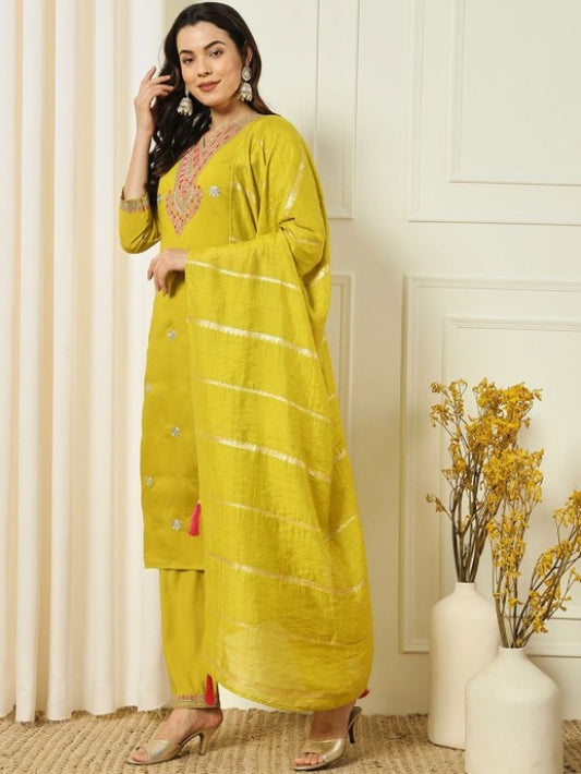 FlexFeb Elegant Jacquard Yellow 3-Piece Suit Set with Silver Line Detailing & Embroidered Neck Design
