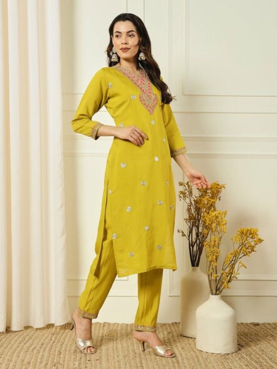 FlexFeb Elegant Jacquard Yellow 3-Piece Suit Set with Silver Line Detailing & Embroidered Neck Design