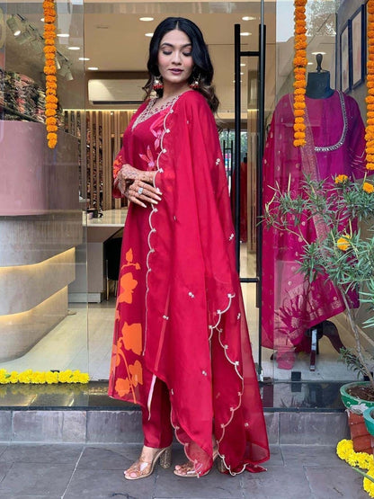 Stunning FlexFeb Red Kora Muslin 3-Piece Suit Set for Women – Elegant Ethnic Wear with Embroidered Dupatta in Red-Pink Tones (Sizes: S to XXL)