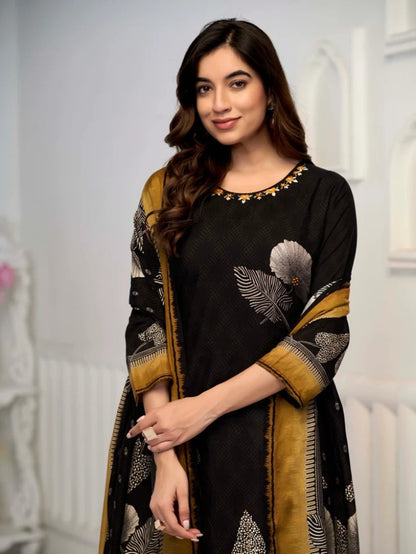 Elegant FlexFeb Chinon Black 3-Piece Suit Set for Women – Designer Ethnic Wear with Printed Dupatta & Golden Accents (Sizes: S to XXL)