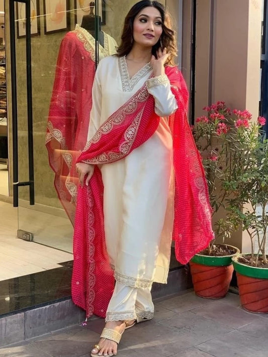 Elegant FlexFeb Gadhawal Plain White Suit Set with Pink Embroidered Dupatta – Graceful 3-Piece Ethnic Ensemble for Women (S to XXL)