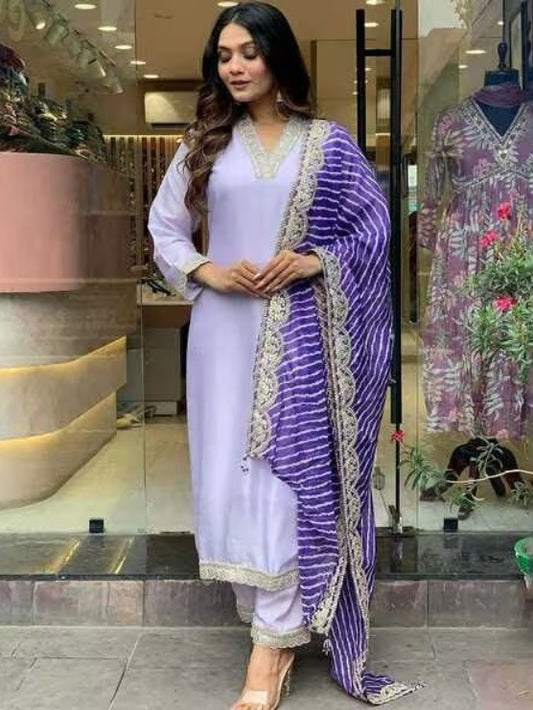 FlexFeb Elegant Lavender Cotton Blend 3-Piece Suit Set – Stunning Traditional Ensemble with Rich Velvet Dupatta and Embellished Borders